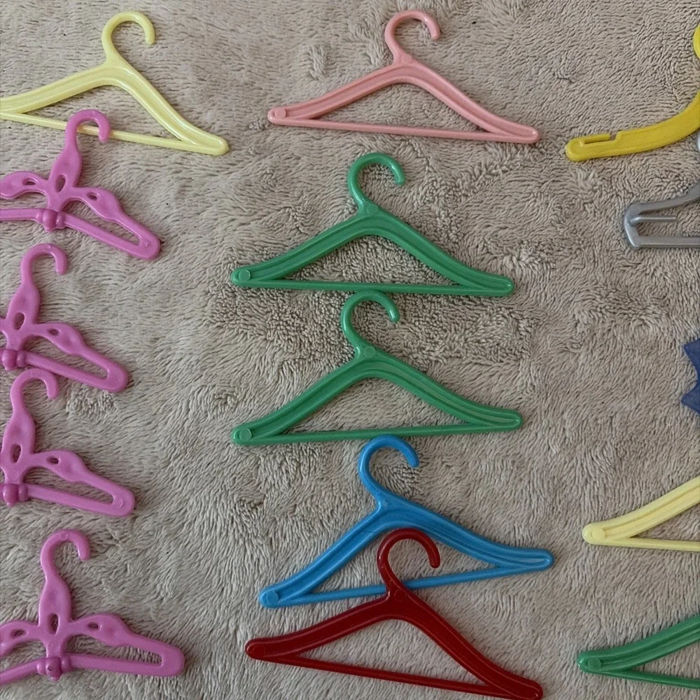 Mixed Lot Of Barbie Clothes‎ Hangers Some Vintage Lot Of 19 B11
